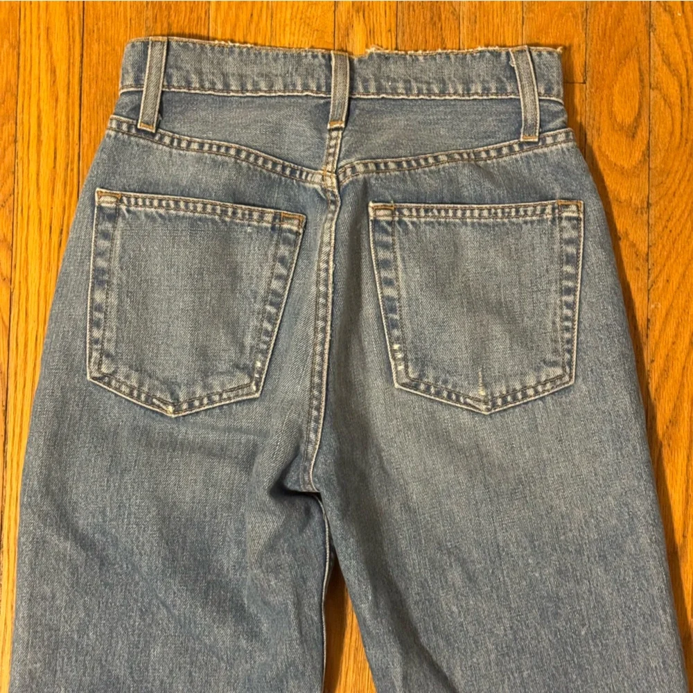 Reformation Cynthia High Rise Relaxed Jeans in Aegean - Women’s 23 - Picture 5 of 13
